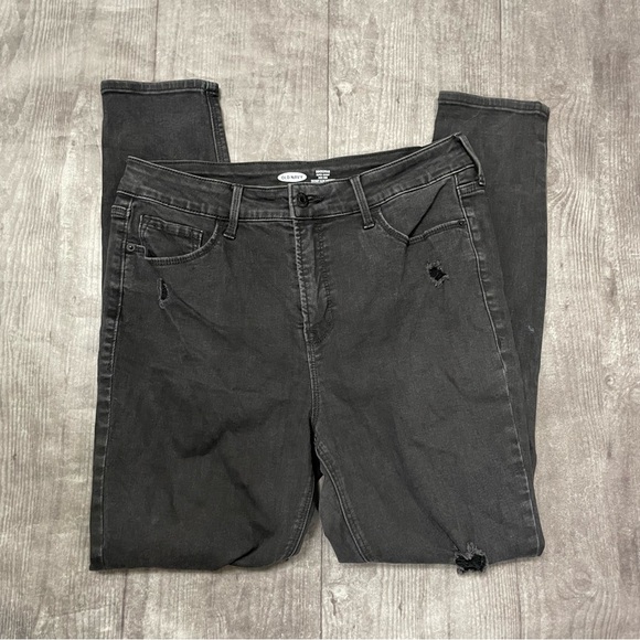 Old Navy Black Rockstar Super Skinny High Rise Distressed Jeans - Picture 2 of 5